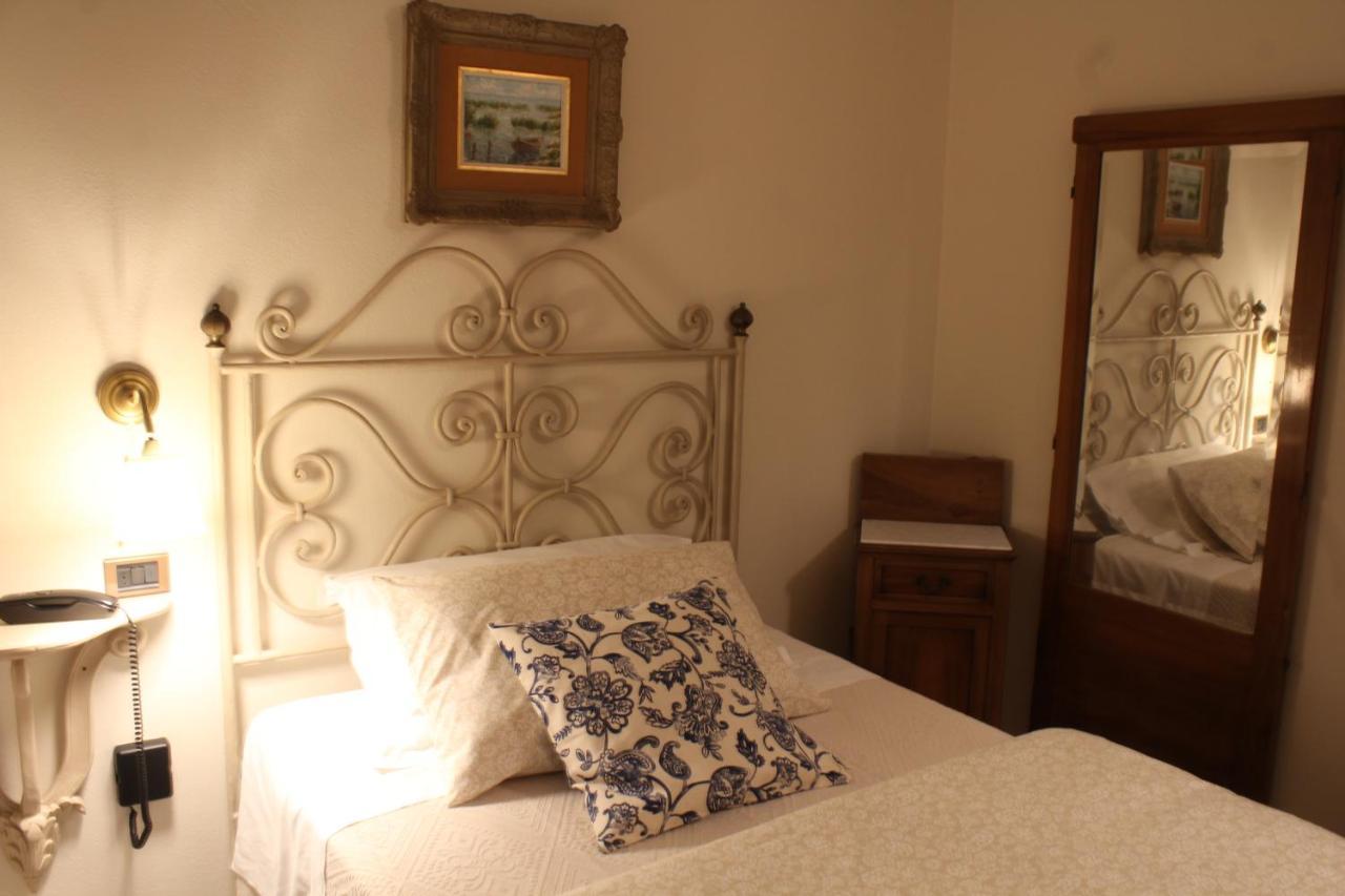Boutique Hotel Fox'S Inn San Giustino Valdarno Екстер'єр фото